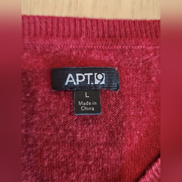 Men's Red Argyle Sweater - Picture 2 of 6